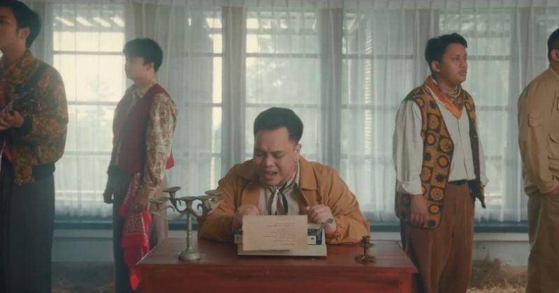 Youtube.com/daunjatuhmusic